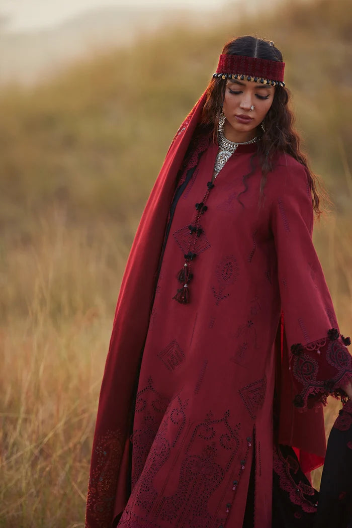 NAZNEEN-WS26-04