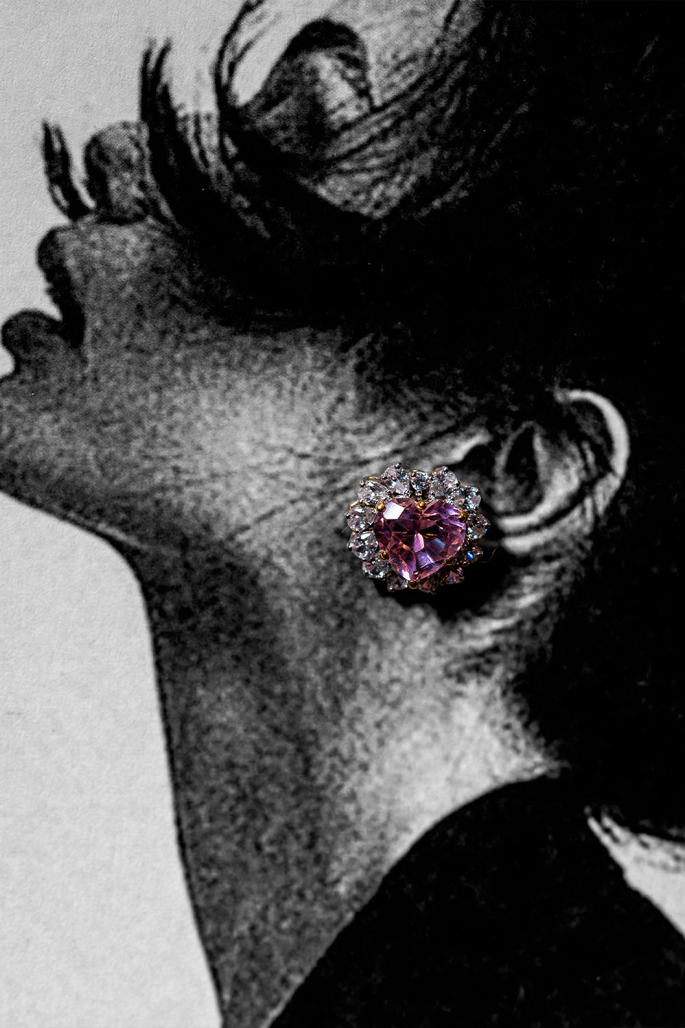 AVANI STUDS