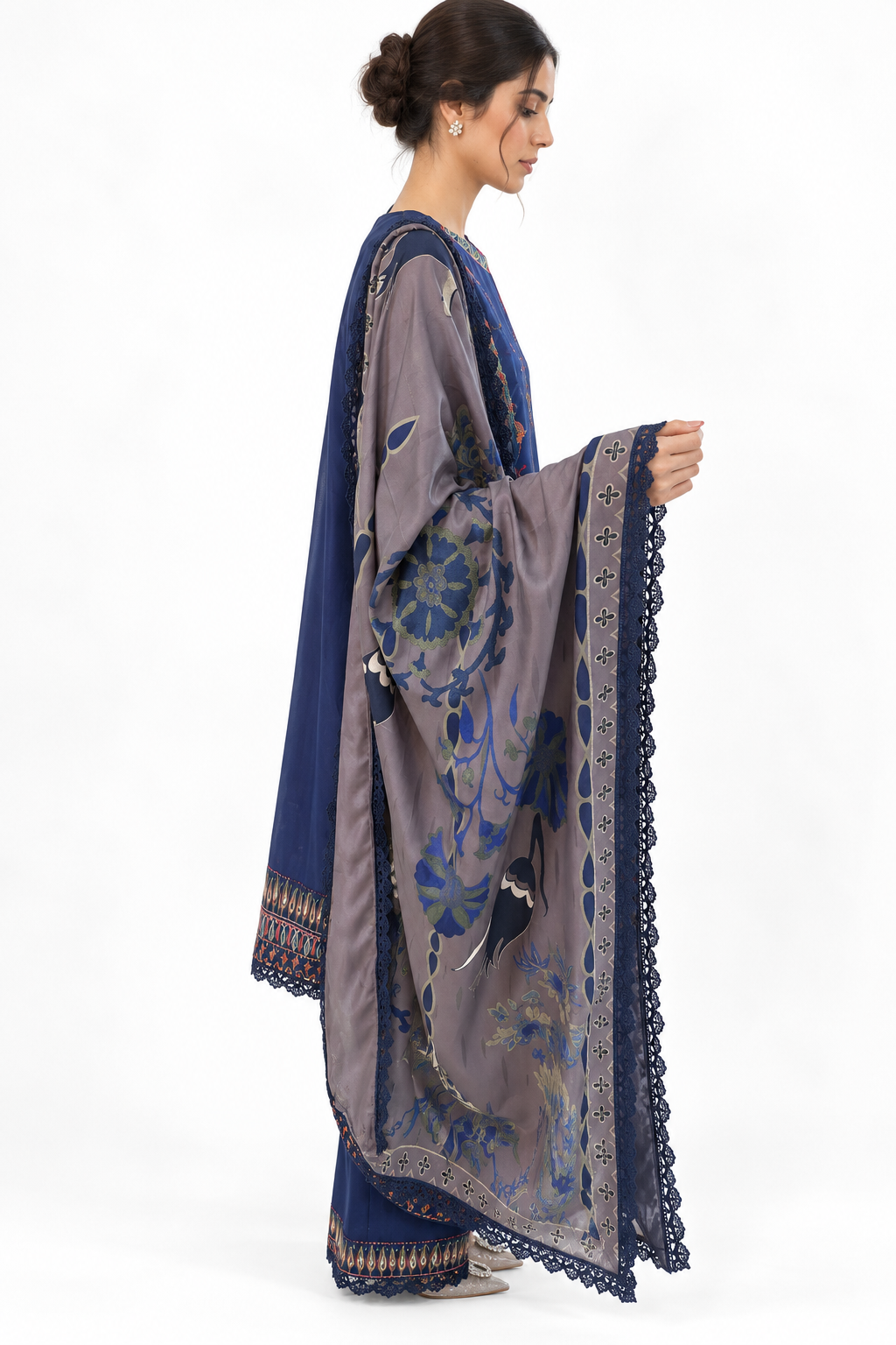 MAHRUKH-WS26-08
