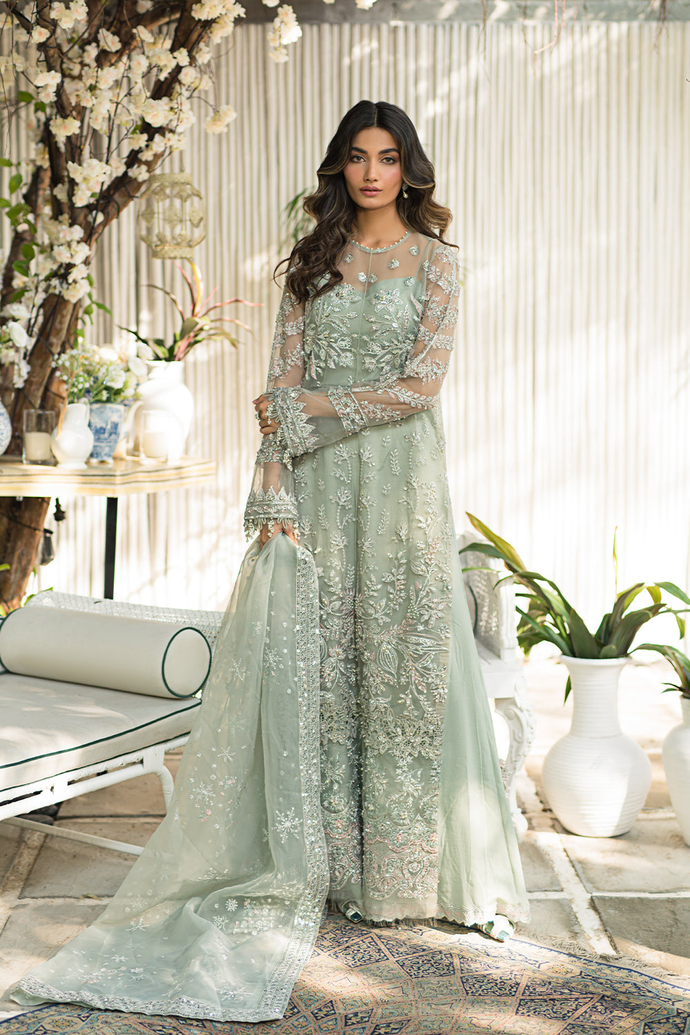 Elegant Pakistani Maroon Wedding Dress Online #BB225 | Vestiti, Pakistan