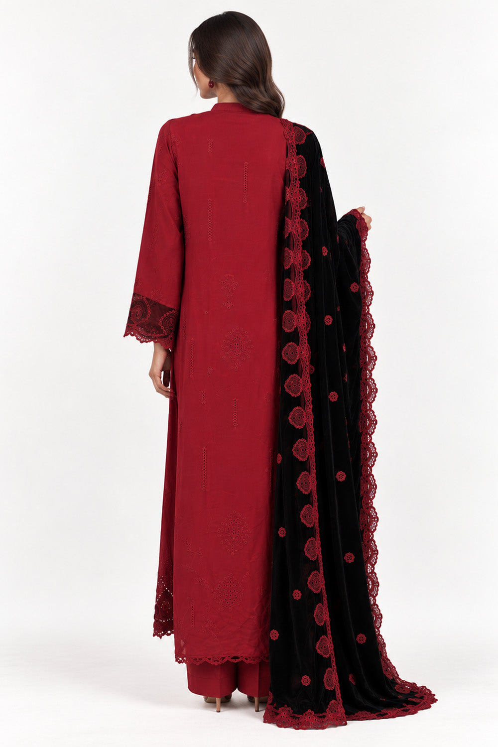 NAZNEEN-WS26-04
