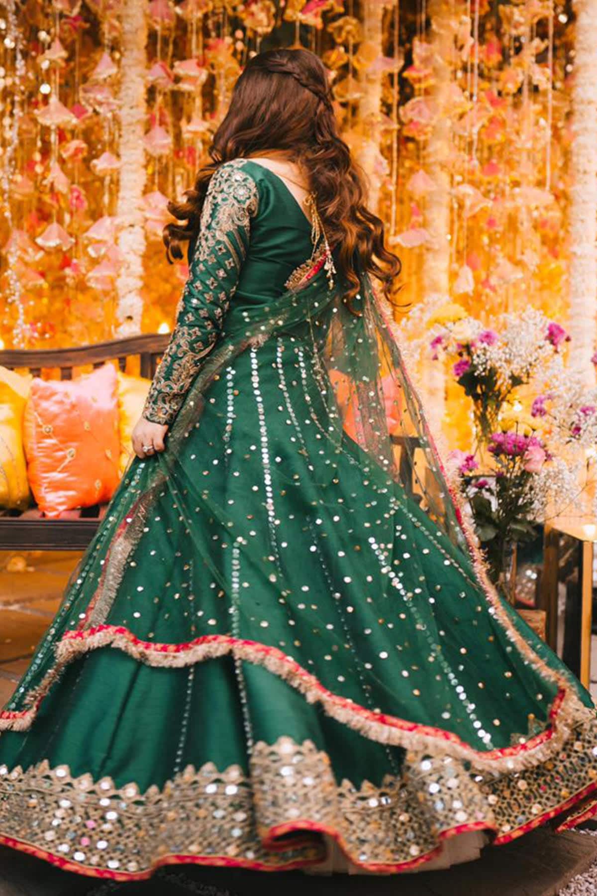 Mehndi dresses pakistani hotsell